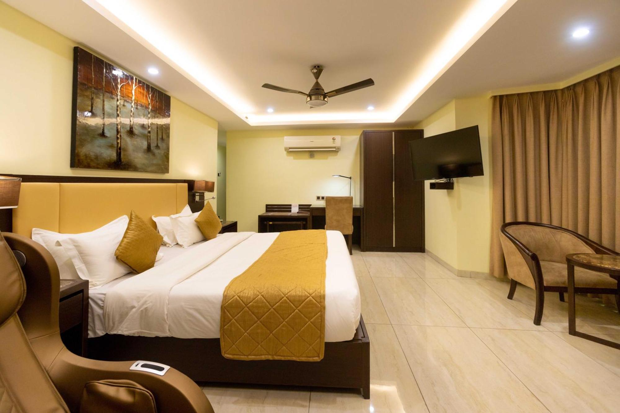 מומביי Hotel Godwin - Colaba מראה חיצוני תמונה