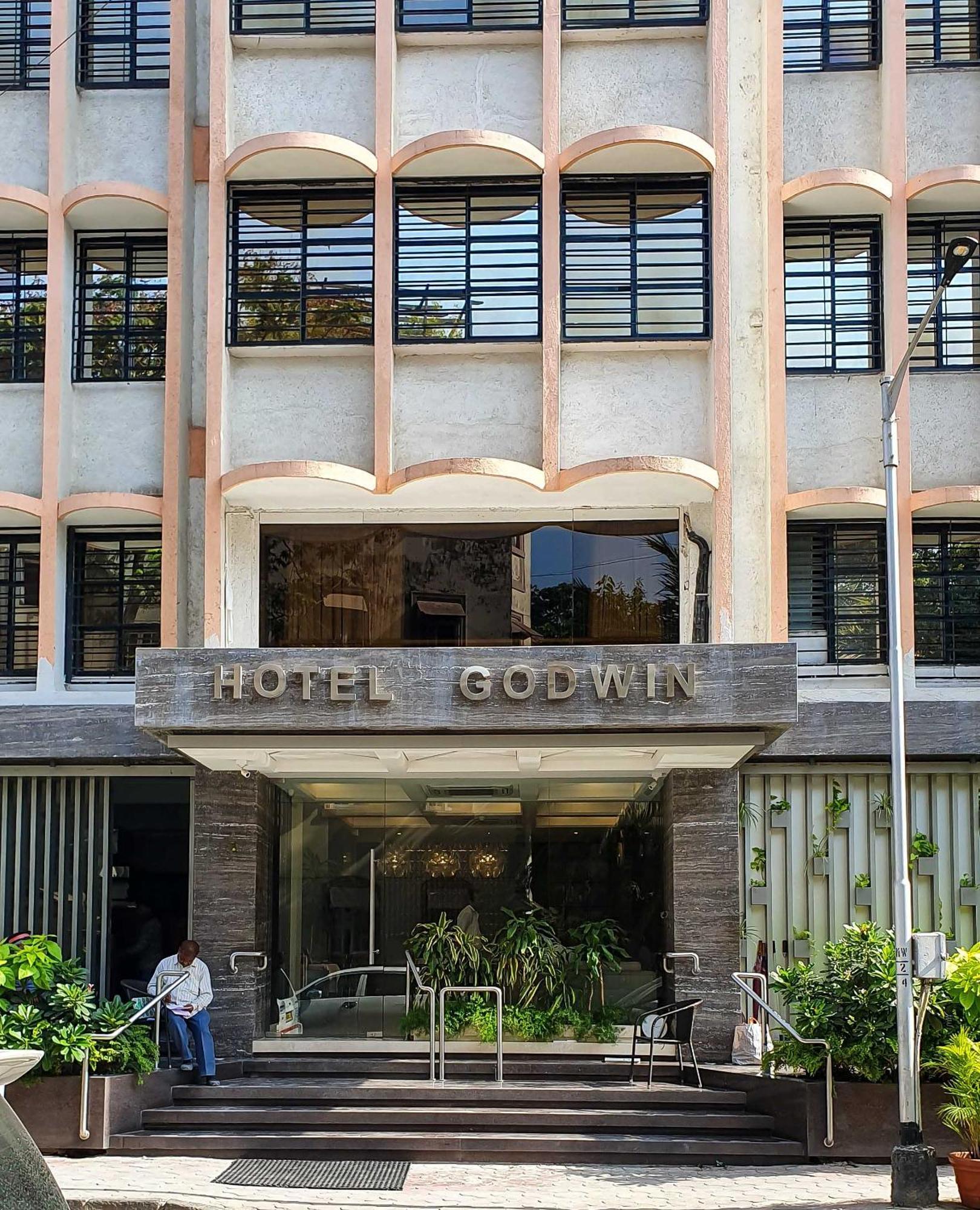 מומביי Hotel Godwin - Colaba מראה חיצוני תמונה