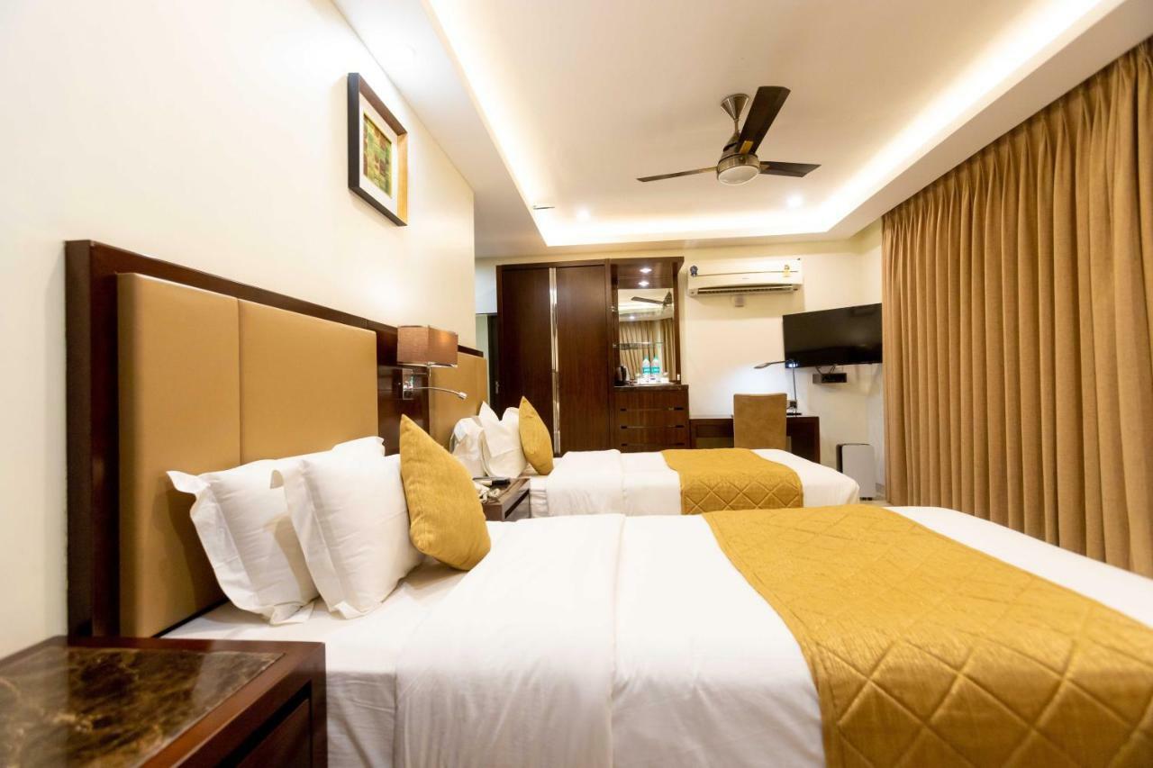 מומביי Hotel Godwin - Colaba מראה חיצוני תמונה